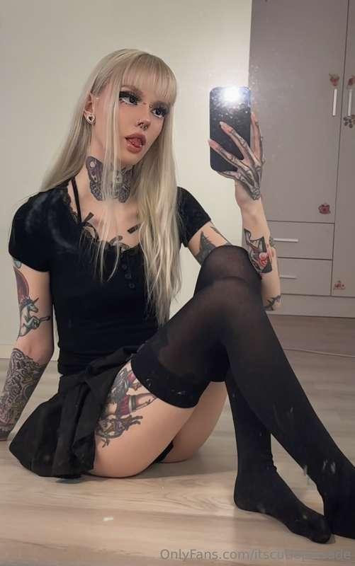moikka ihanat! ❤️laitoin mun pääsivun @cutiepiesade joulun k..