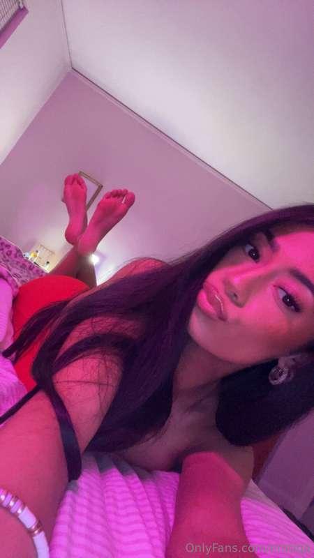 If you wanna see even more of @nouraxgold’s perfect ass, you..