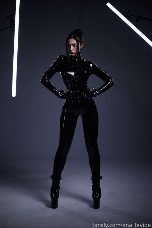 ana_levide image #117