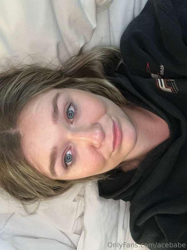 out of town bby💋🖤