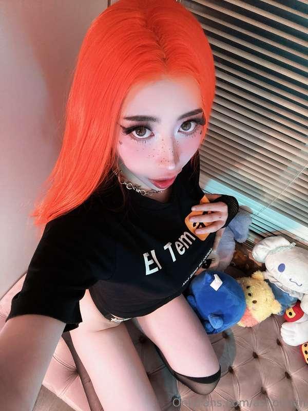 ¿Puedes leer que dice mi playera? ;3 🧡