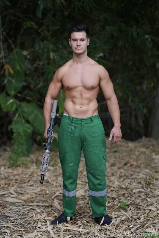 Pants on or off ? 😜