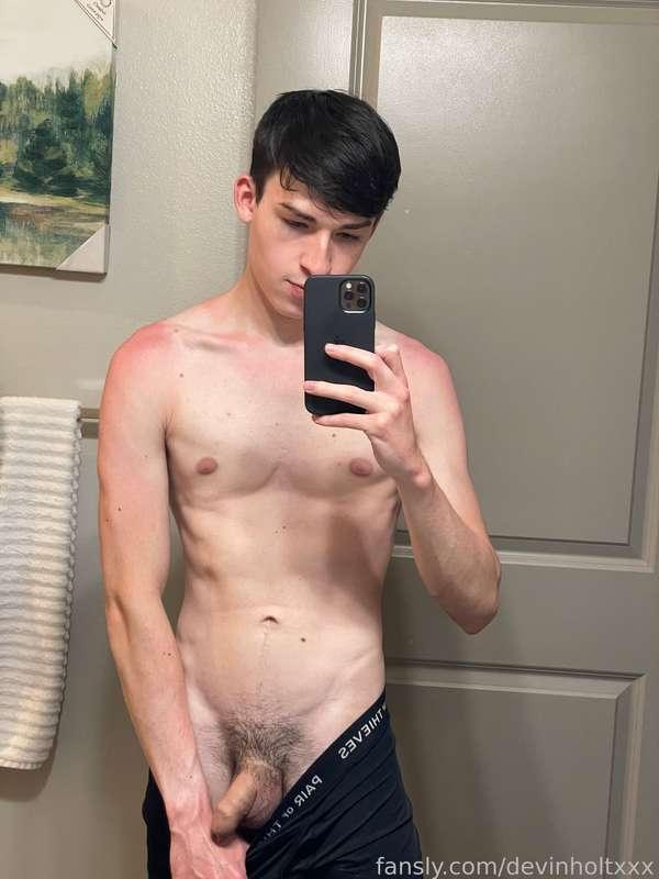 devinholtxxx image #0