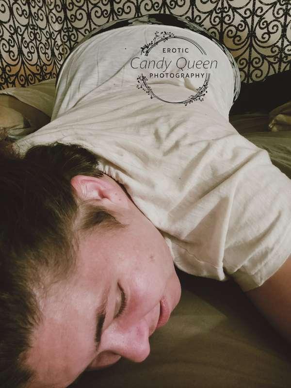 Babes, don't you wanna be behind me?