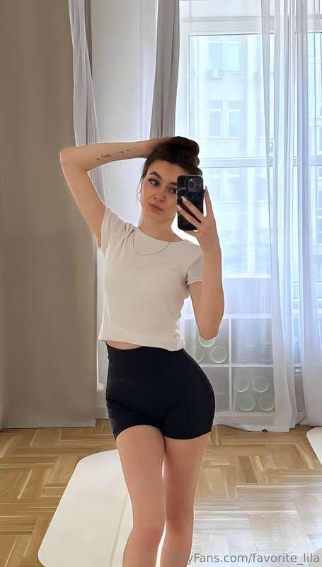 Aerial stretching is my true love 😻 Everything stretches, sp..