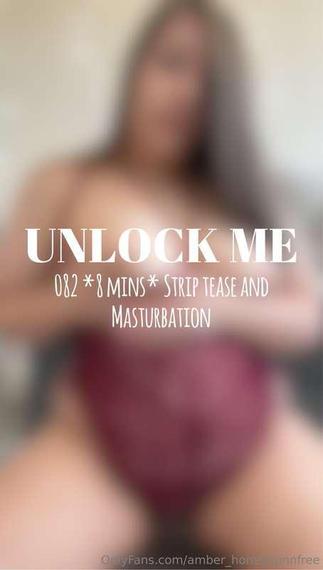 **WATCH AS I TEASE YOU AND STRIP OUT OF MY SEXY LINGERIE** 🥵..