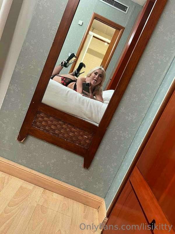 Mirror, mirror... Who is the wettest and horniest woman toda..