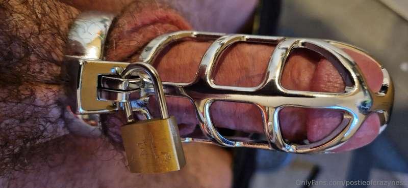 Who would like to hold the key? 😈
