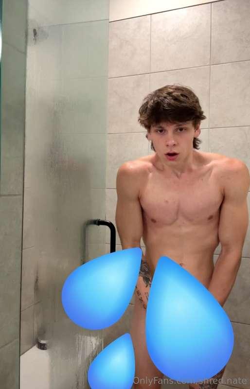 Make sure to check your inbox for the hottest content of me ..