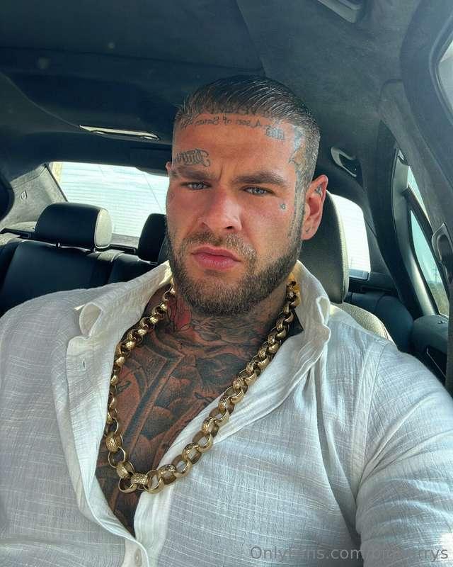 I’m on my way to come pick you up and take you out 😈
