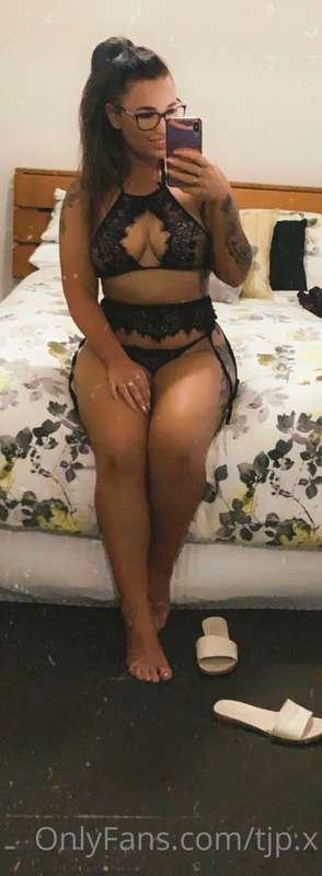 It’s the weekend ♥️ Feeling naughty 😈