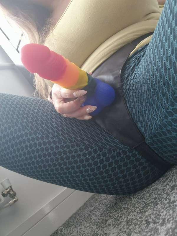 Do you wanna taste the rainbow? 🌈🥵😈