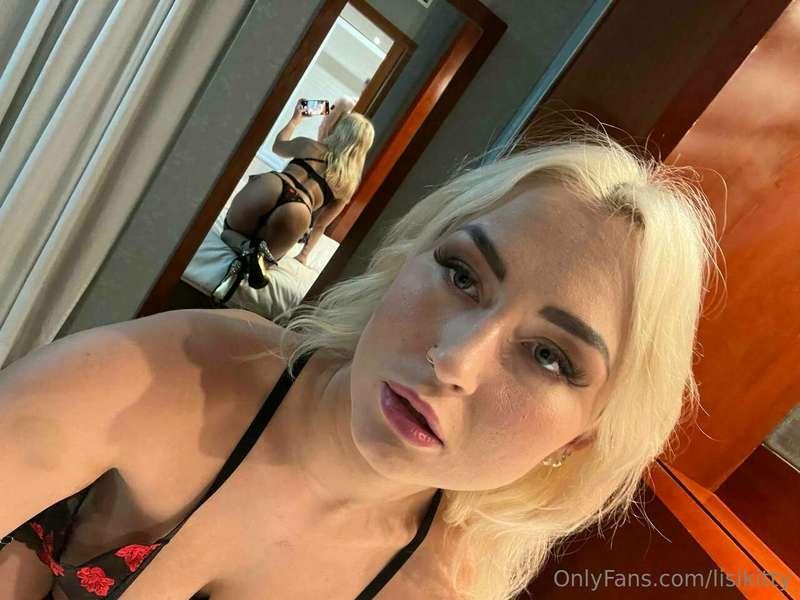 There’s nothing more romantic than your cock inside of me, r..