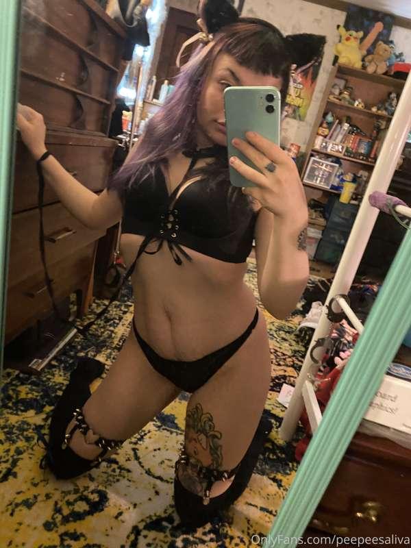 Need sum tunes to listen to.