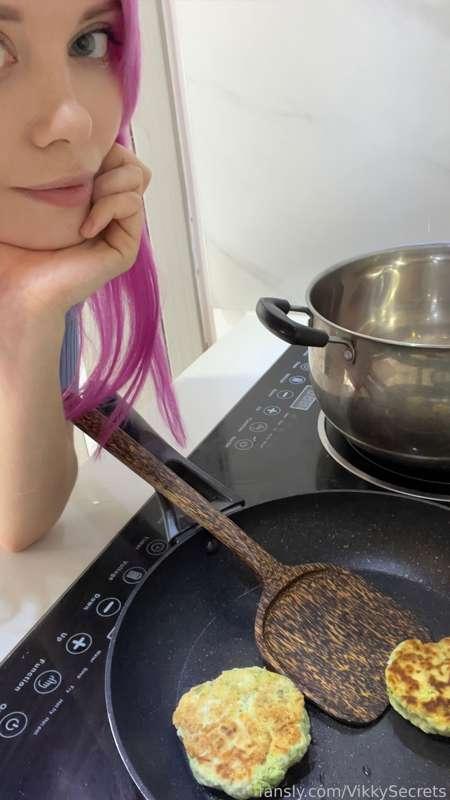 vikkysecrets image #1