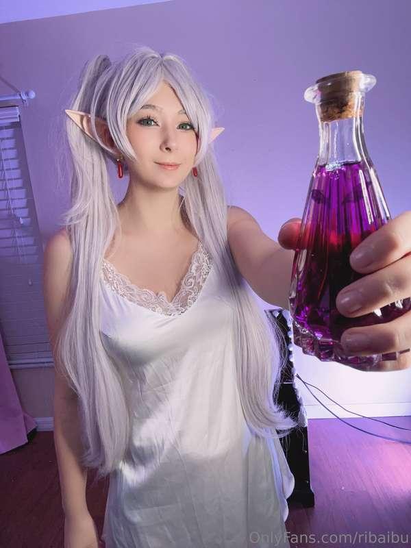 Who’s using the potion bottle, me or you? 👀