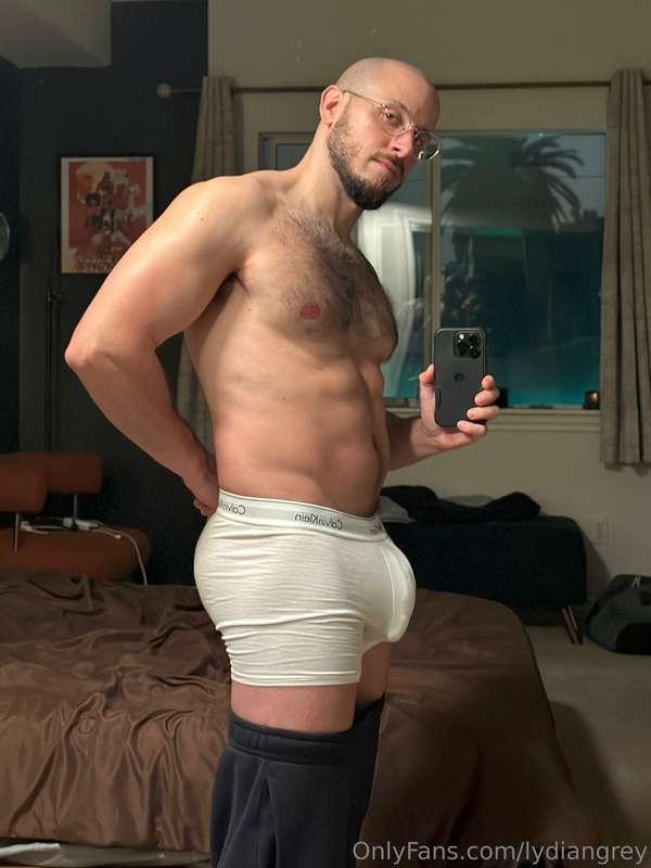 Decent bulge on either side 