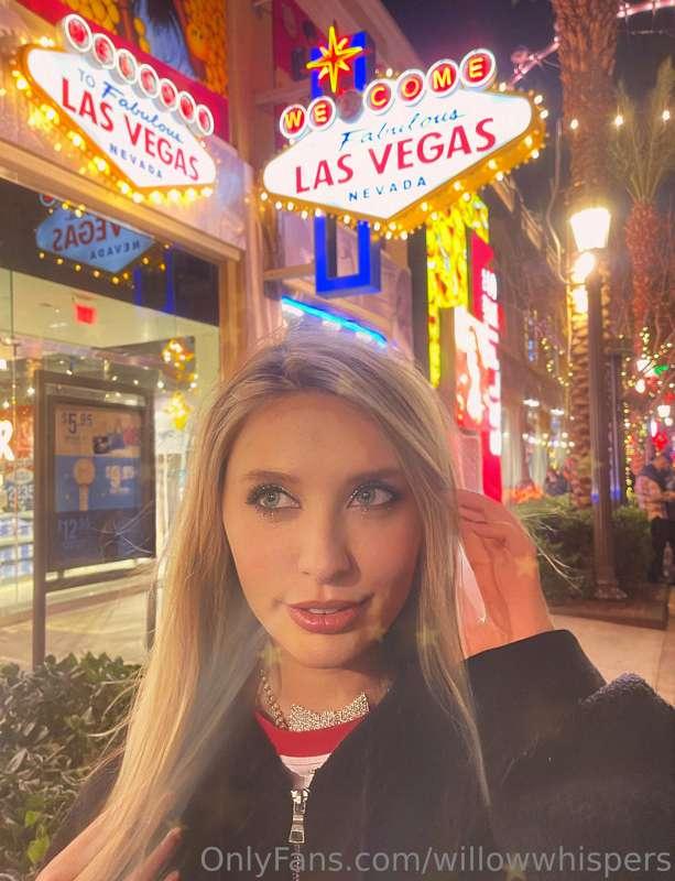 Vegas had me feeling so alive. I miss the thrill of travelin..