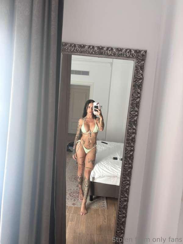 Cum to the beach with me baby? 