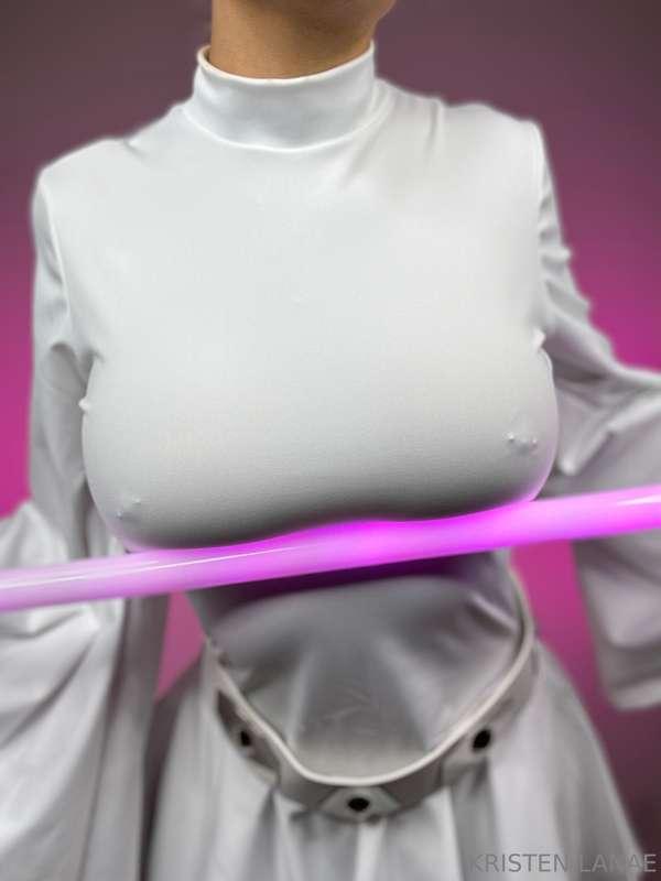 something is coming soon 🤫 first ever Star Wars cosplay!!!