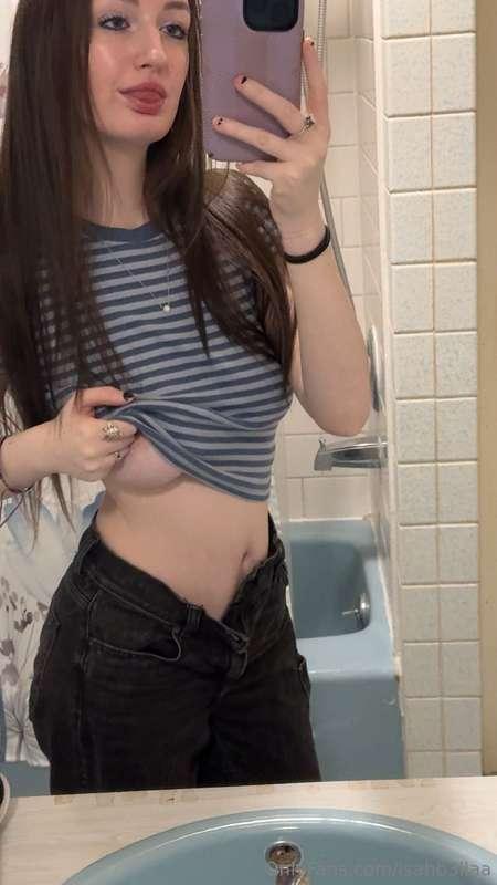 free the nipple, right? check your dm🍒❤️‍🔥