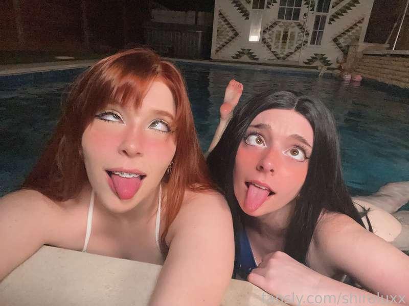 ask me about the nami/robin g/g video 😉💗
.
#g/g #namicosplay #nicorobincosplay #cosplay #egirls #ahegao