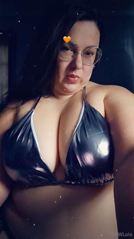 Some belly jiggles always improve anything 😘