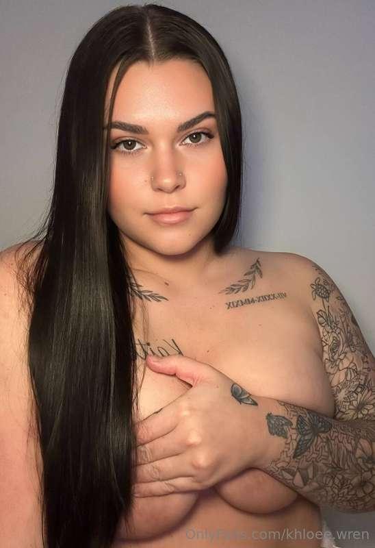 do you like girls with big tits? 🥵