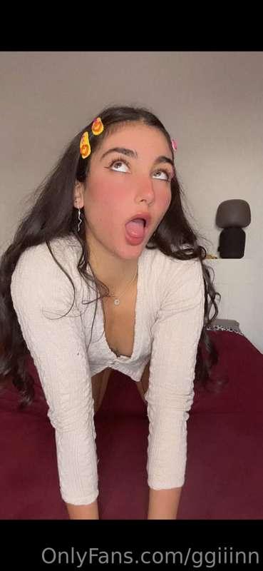 👅