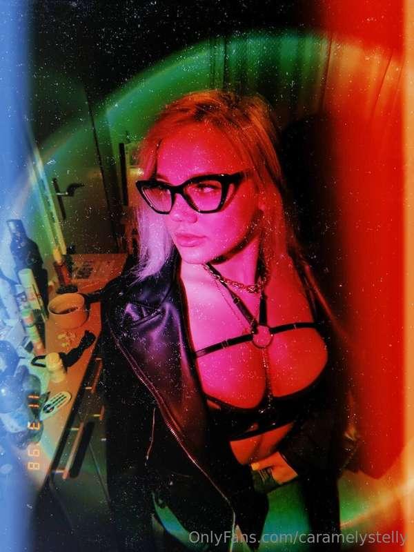 I love hanging out at night! 🌙✨ That's when I feel truly ali..