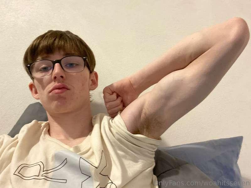 woahitsseven image #11