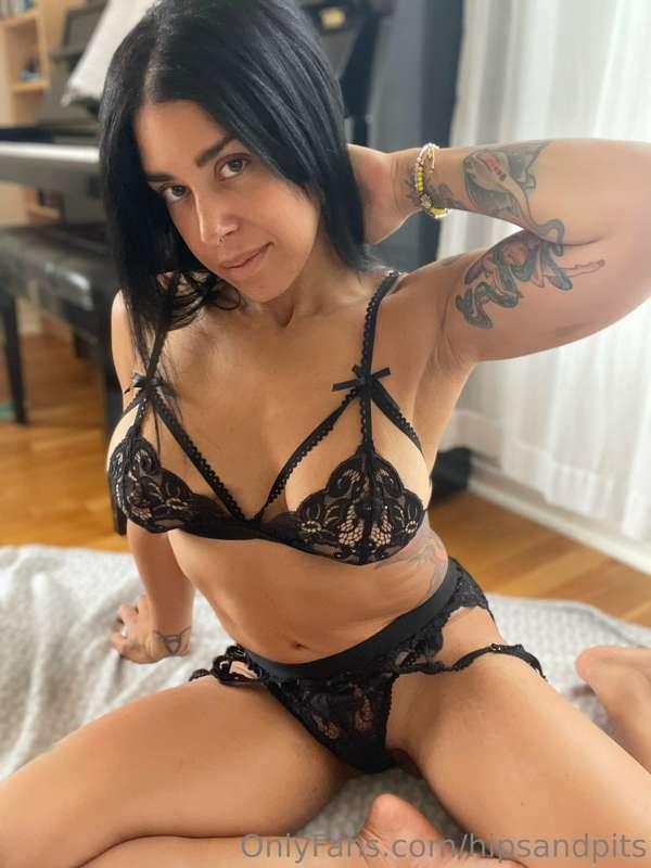 🖤