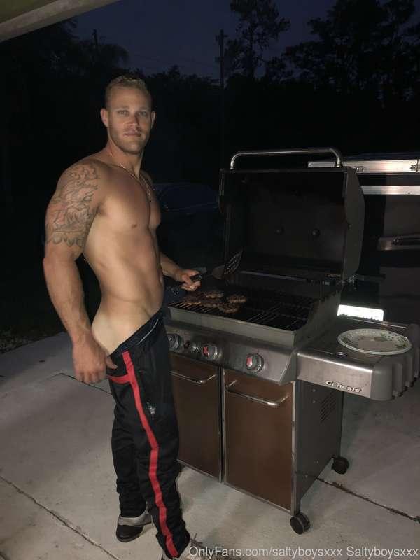 No shortage of buns for these burgers 😜