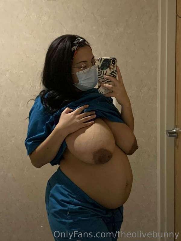 Just a little slutty nurse 💕🩺 I can tell you’re horny, let m..