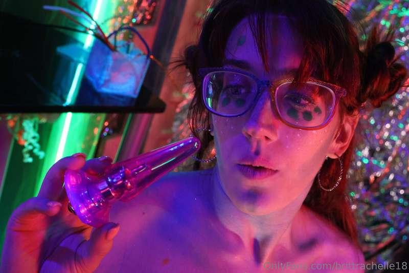 SpaceBritt Returns - A Problem with the Ship  SpaceBritt has..