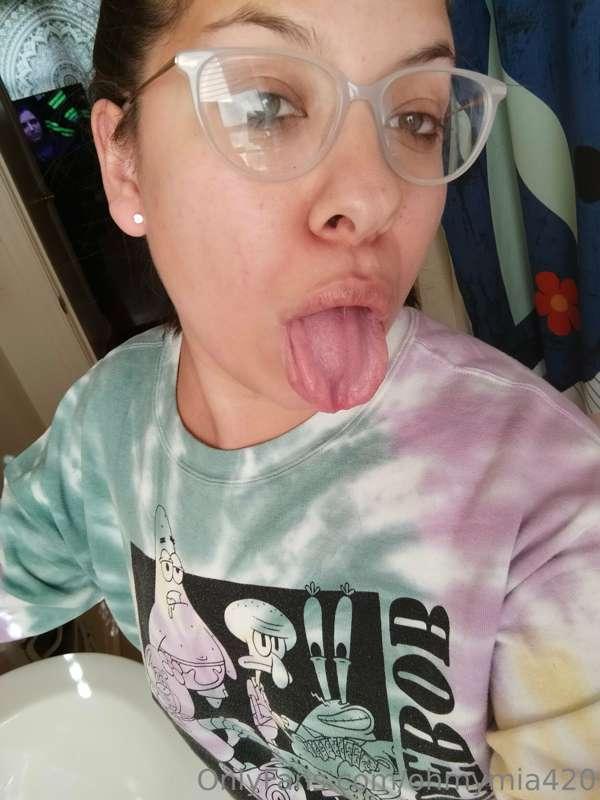 My lips and tongue ready to serve