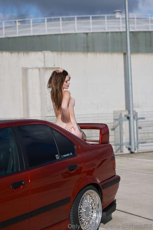 More cargirl pics 🔽🔽🔞🔞 https://lena-sophie.com/products/kale..