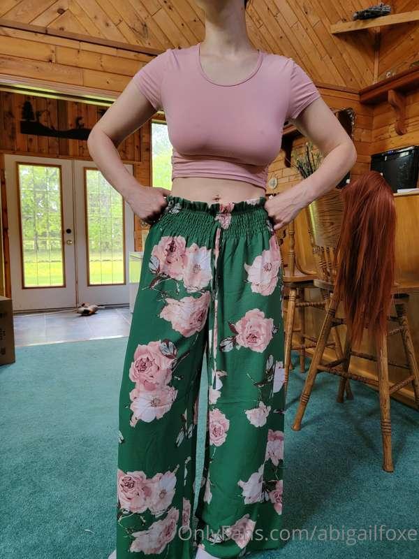 Shein order came in! Not exactly sexy pants but I really do ..