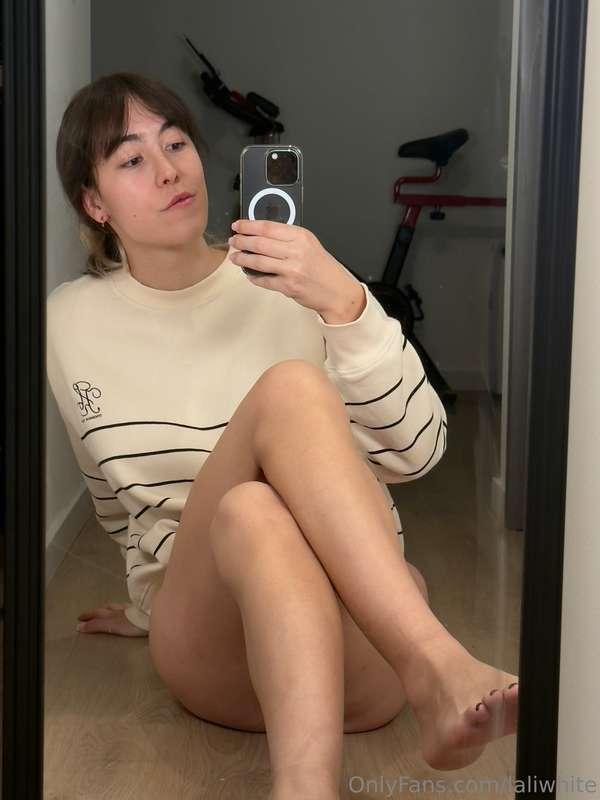I'm bored.... let's fuck!!! 😪
