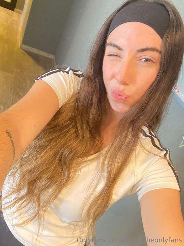 @annakaiserHey 🫶 Ich bin Anna, 20, und ein ziemlich natürlic..