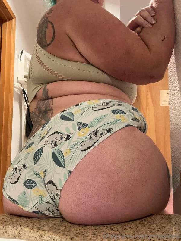 Booty on the counter pics anyone? 

Do people actually like ..