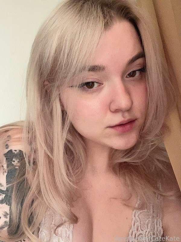 Two cuties look at each other 🤭🤭



#alt #fyp #cutie #egirl #teen #naughty #amature #young #tattoo