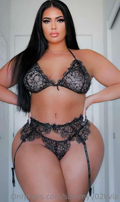 𝓢𝓾𝓬𝓱 𝓪 𝓫𝓮𝓪𝓾𝓽𝔂😈💋