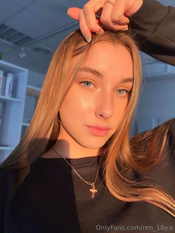 Sometimes I love waking up early when the world is still asl..