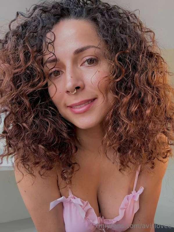 I'm looking for naughty boys, are you one of them? 😈Show me ..