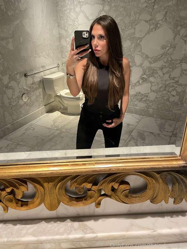 Tryin to be a bad girl in the restroom at dinner… tip me $25..
