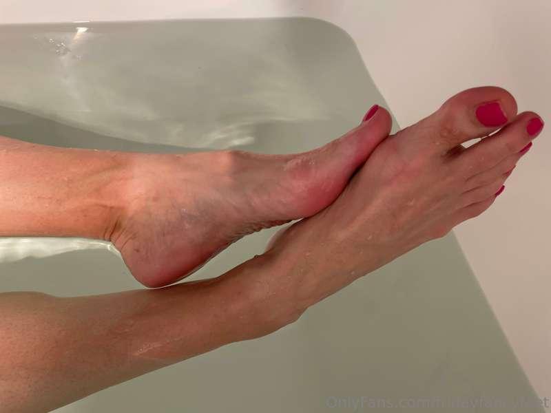 I has so much fun in the bath on the weekend. If you like to..