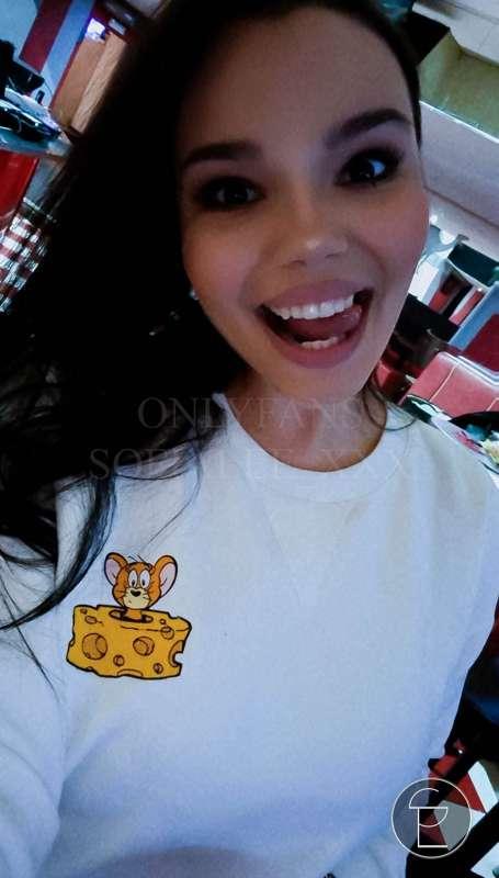 This is the story of my youth! 😍  Did you love Tom and Jerry..