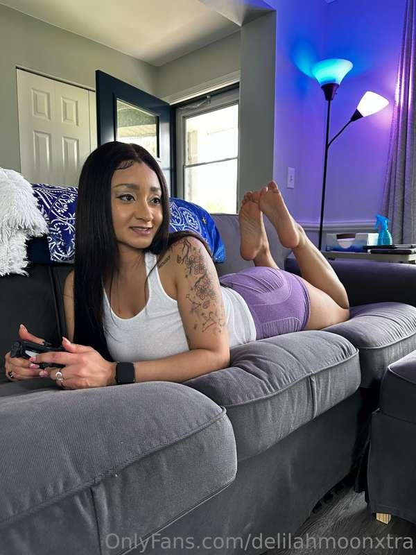 can u be my playmate?😘
