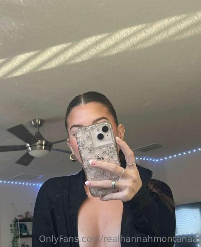 realhannahmontanaa main image